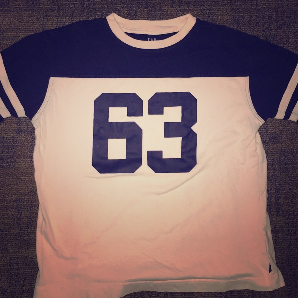 Gap  shirt